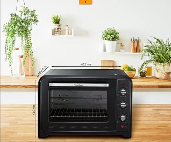 Découvrez le four Moulinex Optimo : un appareil puissant et polyvalent pour cuisiner des plats délicieux et variés avec facilité. Explorez ses fonctionnalités et performances pour réussir toutes vos recettes.