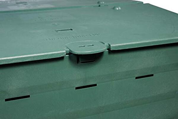 Plongez dans notre test complet du composteur Garantia Thermo-King 600 L vert : efficacité, durabilité et conseils pour un compostage réussi