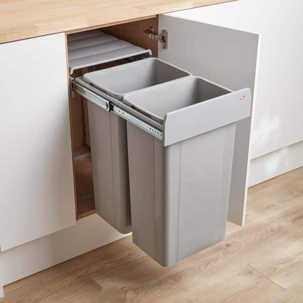 Découvrez notre avis détaillé sur la poubelle encastrable Wesco 40 DT-32 Big Bio : fonctionnalité, design et avantages écologiques pour votre cuisine.