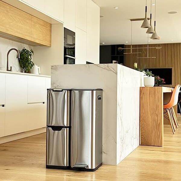 Découvrez notre avis complet sur la poubelle de tri selectif kitchen move haya en acier inoxydable : efficacité et élégance pour un recyclage facile dans votre cuisine