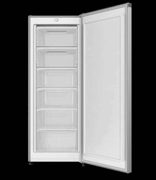 Découvrez notre test détaillé du congélateur armoire inox CA170XE 177L : performance, design et capacité pour un stockage optimal de vos aliments